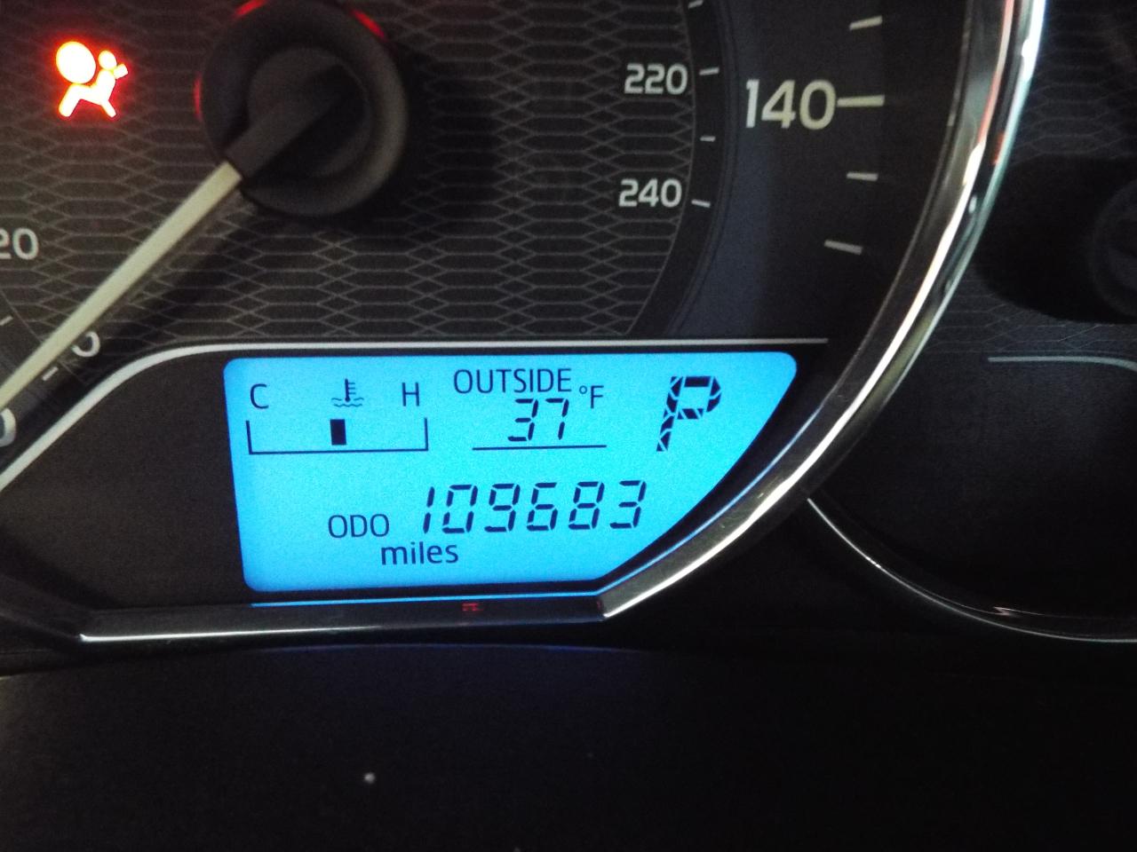 Toyota Corolla LE 4D Sedan 2015