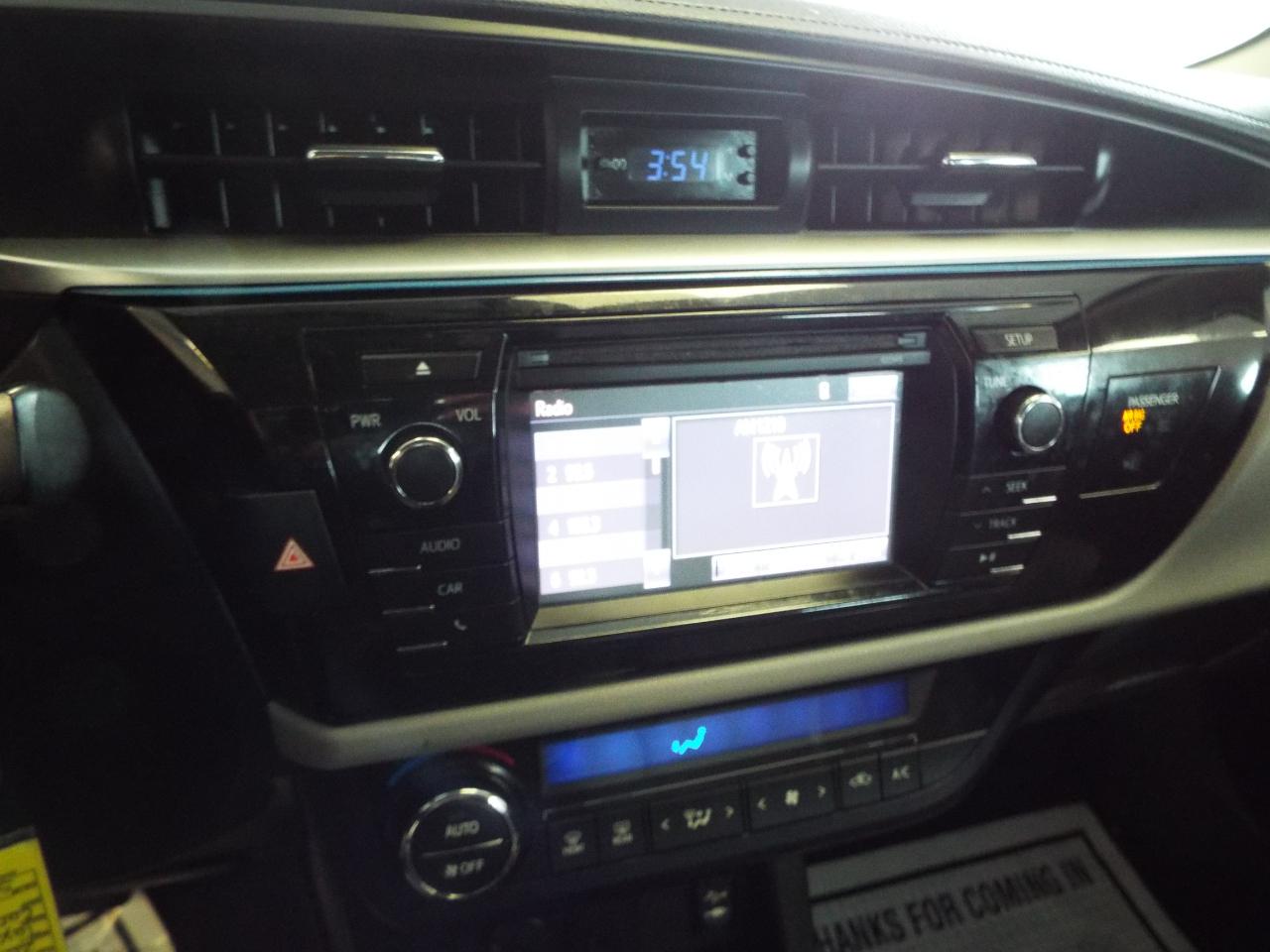 Toyota Corolla LE 4D Sedan 2015