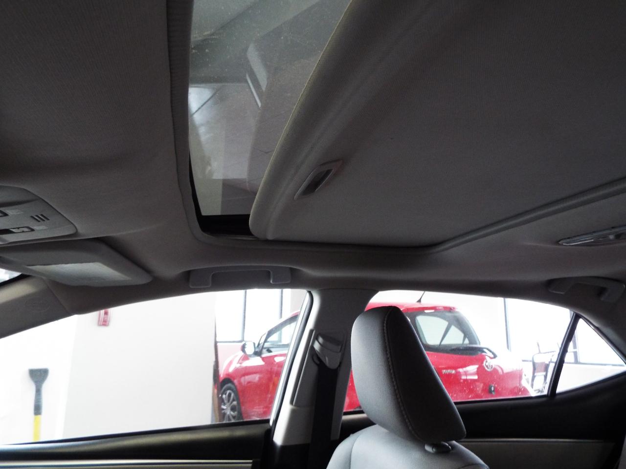 Toyota Corolla LE 4D Sedan 2015