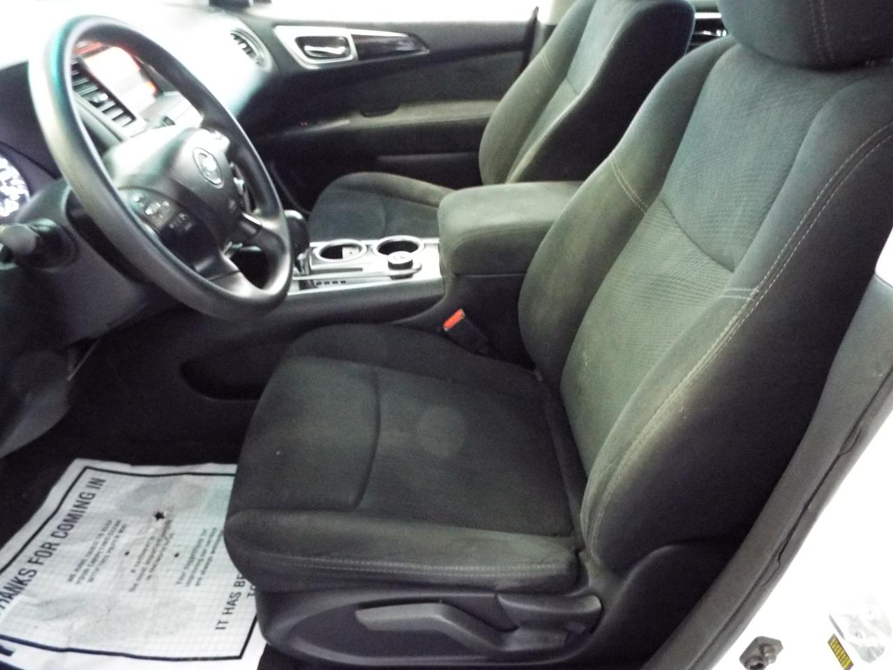 Nissan Pathfinder S 4WD 2015