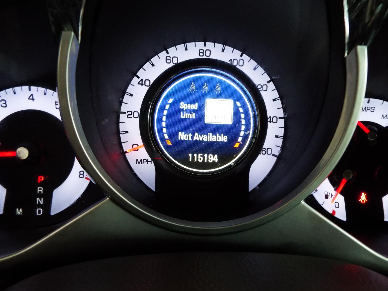 Cadillac SRX Luxury 2012