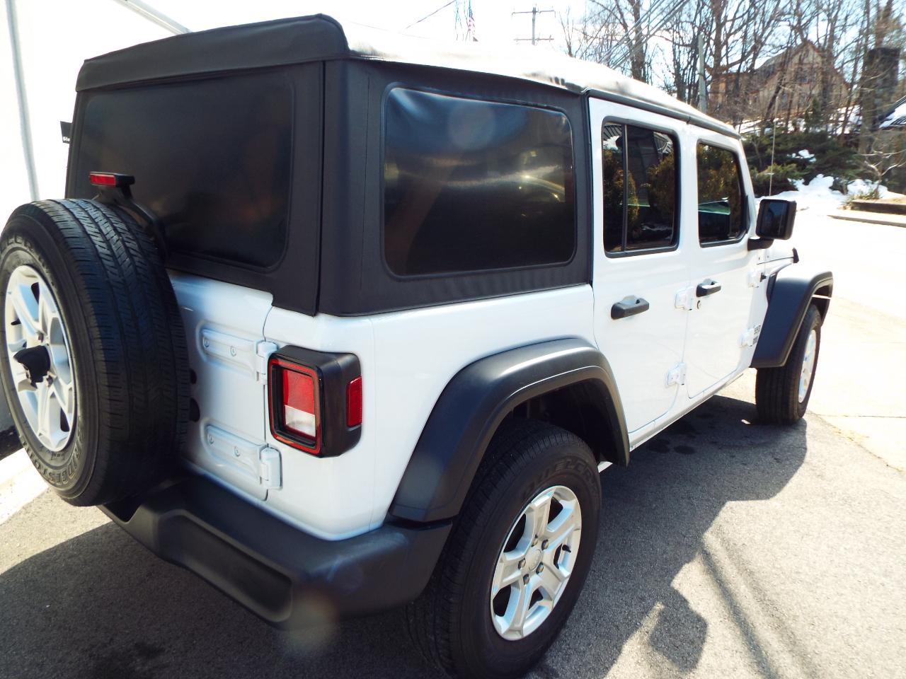 Jeep Wrangler Unlimited Sport 2018