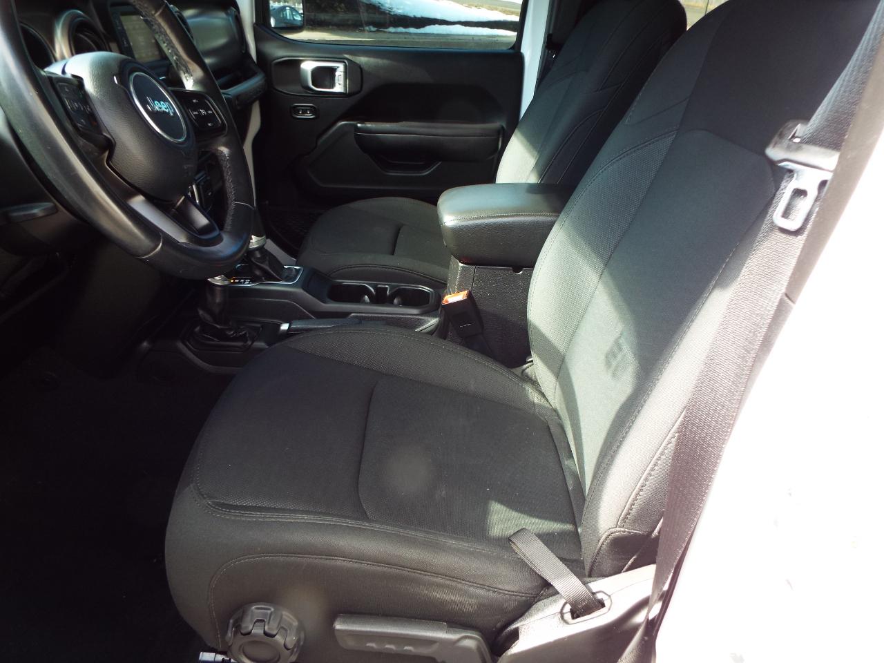 Jeep Wrangler Unlimited Sport 2018