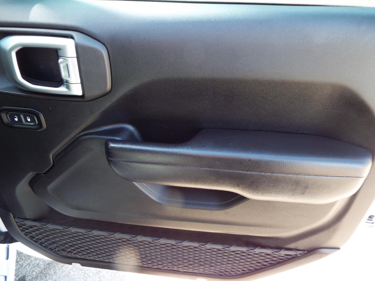 Jeep Wrangler Unlimited Sport 2018