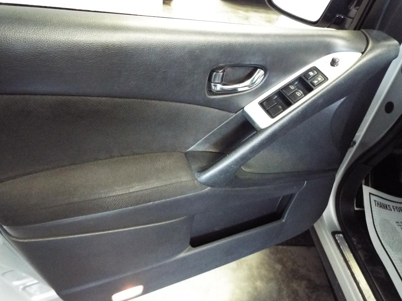 Nissan Murano S 2014