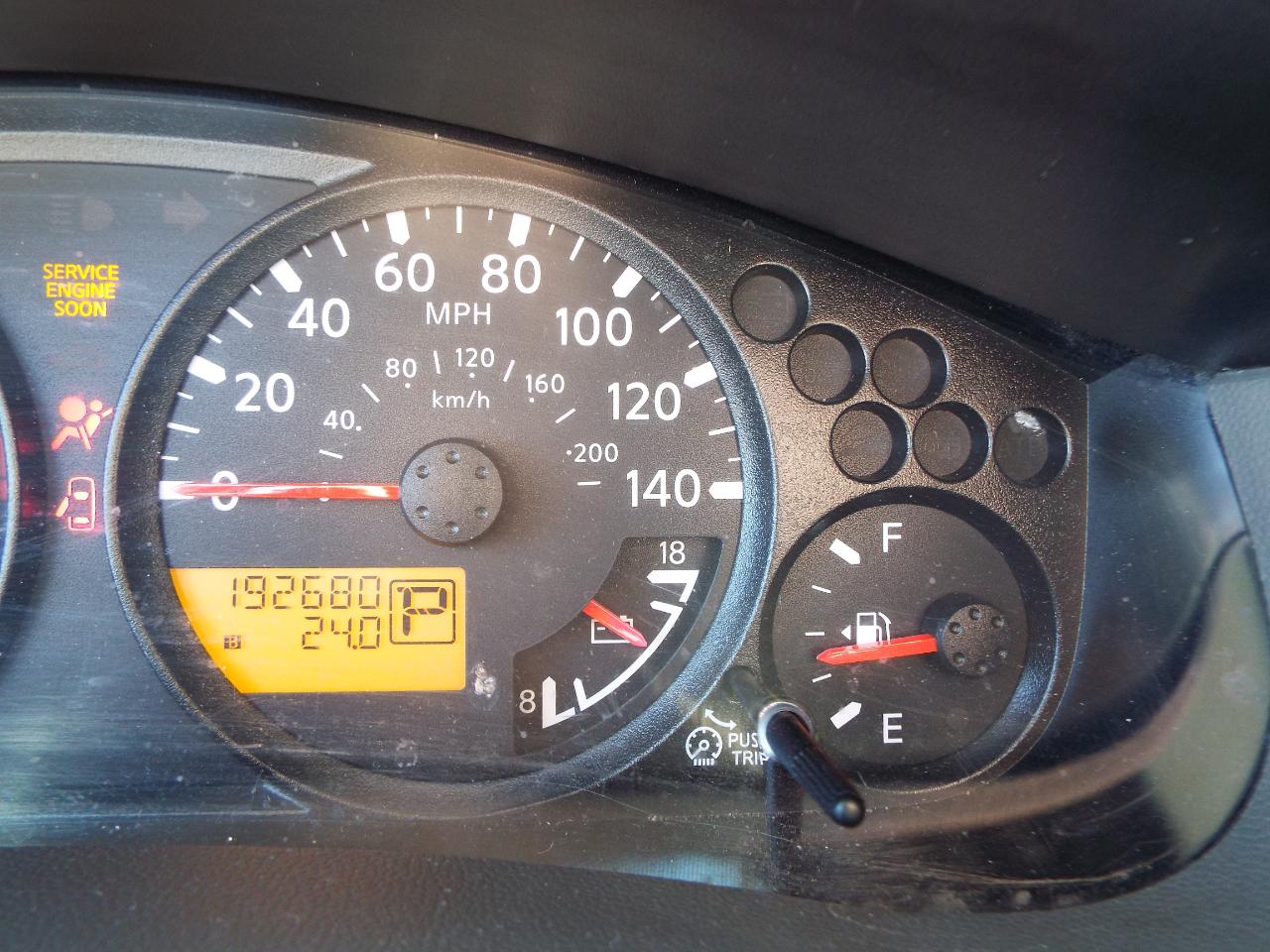 Nissan Frontier S Crew Cab 4WD 2011