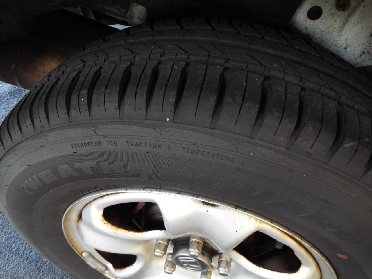 Honda CR-V LX 4WD 5-Speed AT 2012