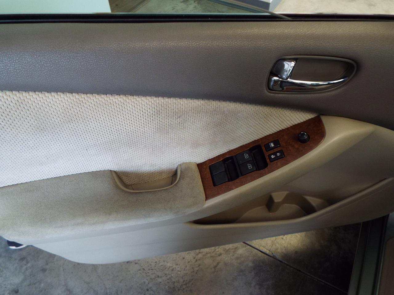 Nissan Altima 3.5 SE 2007