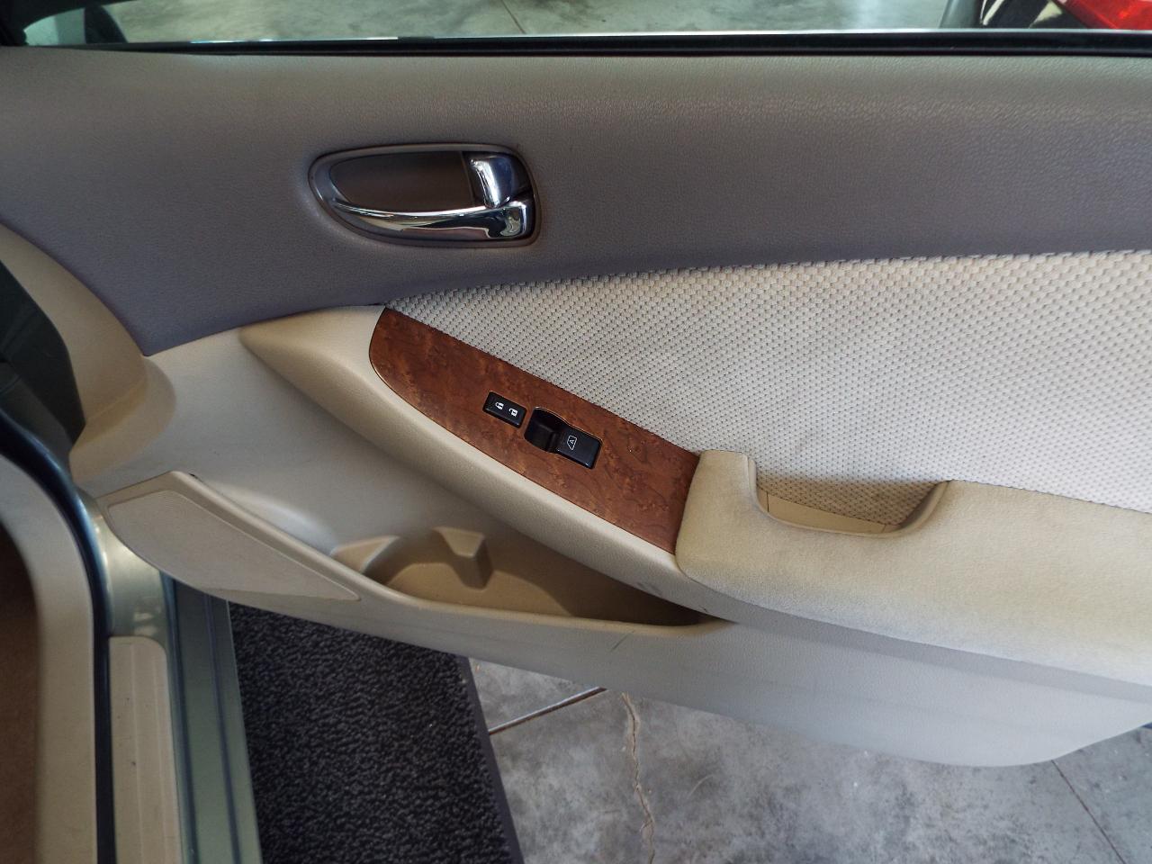 Nissan Altima 3.5 SE 2007