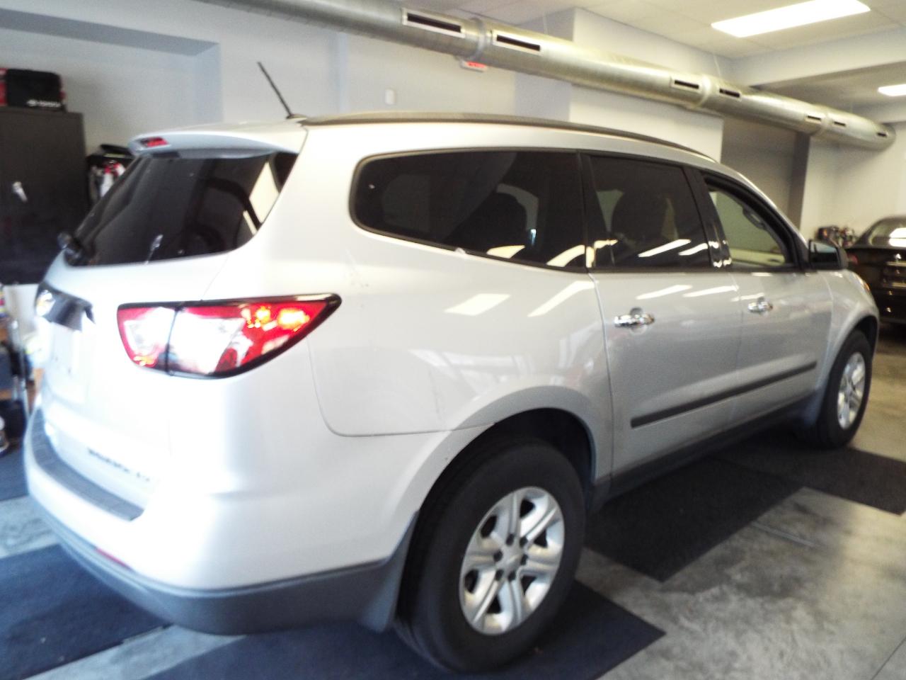 Chevrolet Traverse LS FWD 2014