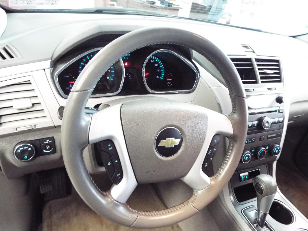 Chevrolet Traverse LT AWD 2012