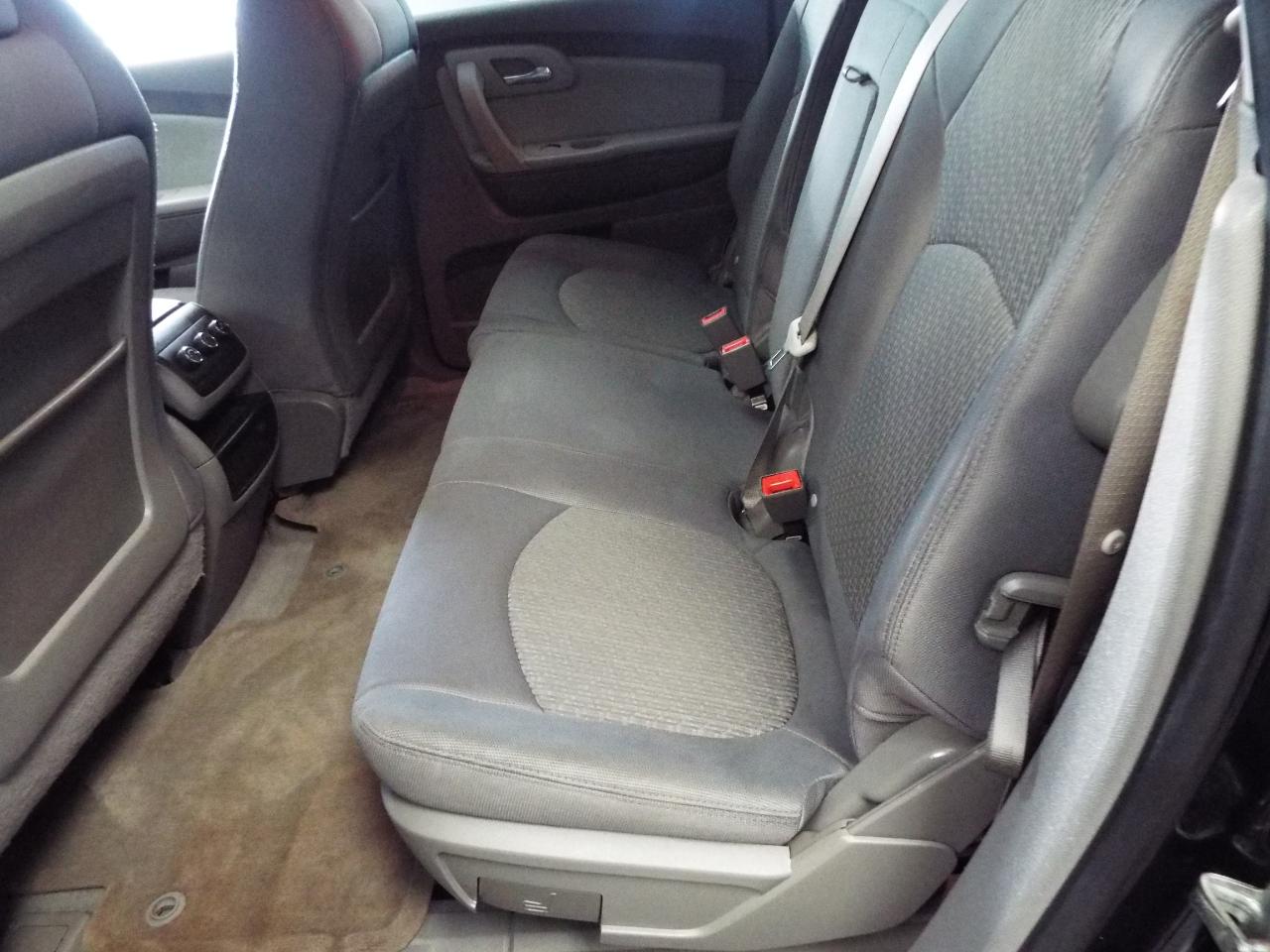 Chevrolet Traverse LT AWD 2012