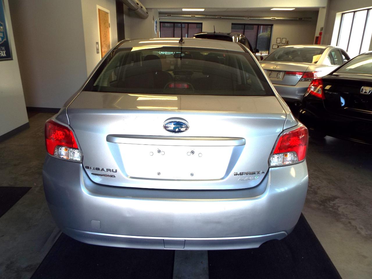 Subaru Impreza 2.0i Premium 4-Door w/All Weather Package 2013