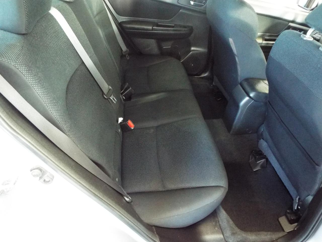 Subaru Impreza 2.0i Premium 4-Door w/All Weather Package 2013