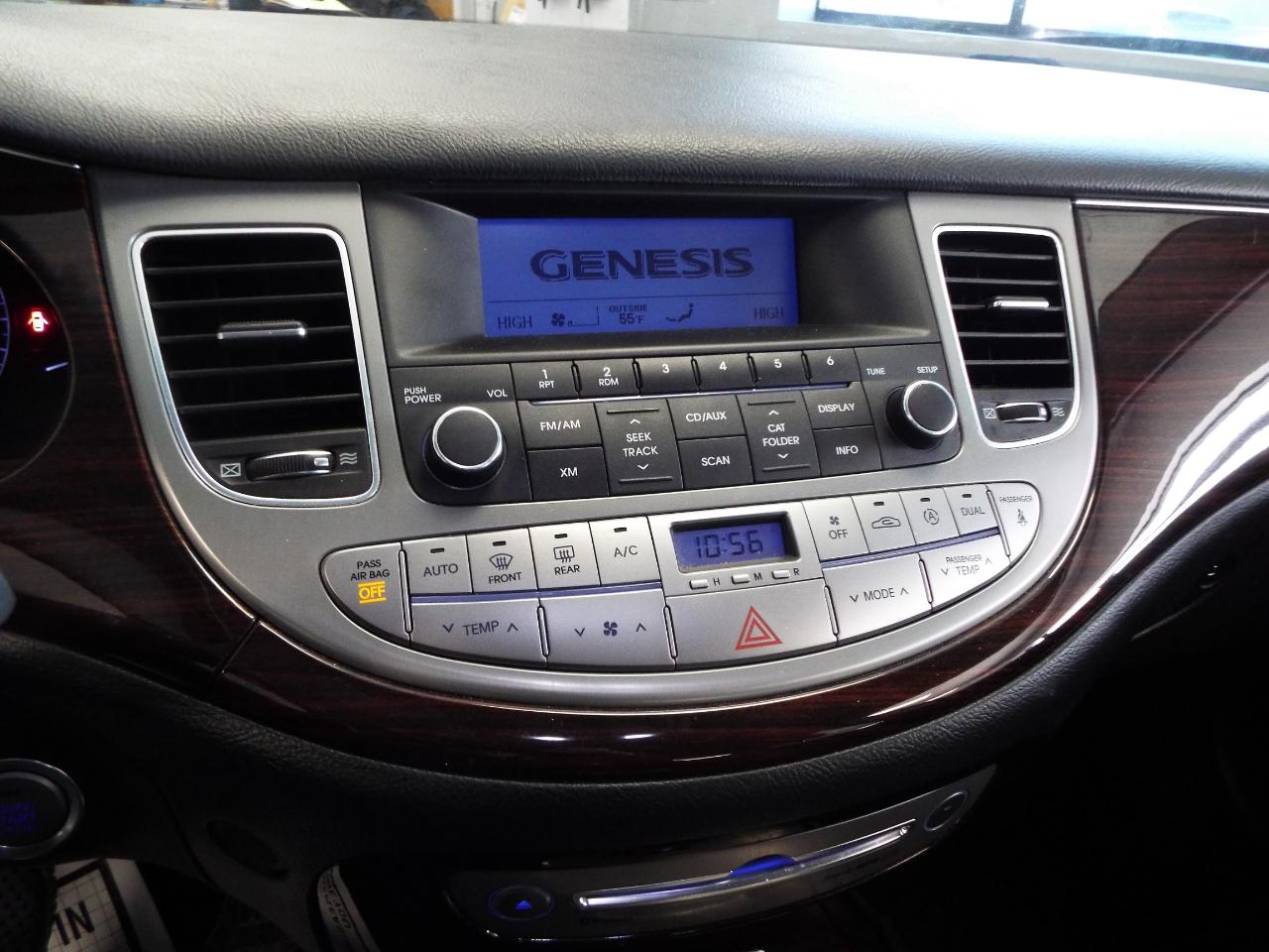 Hyundai Genesis 3.8L 2013