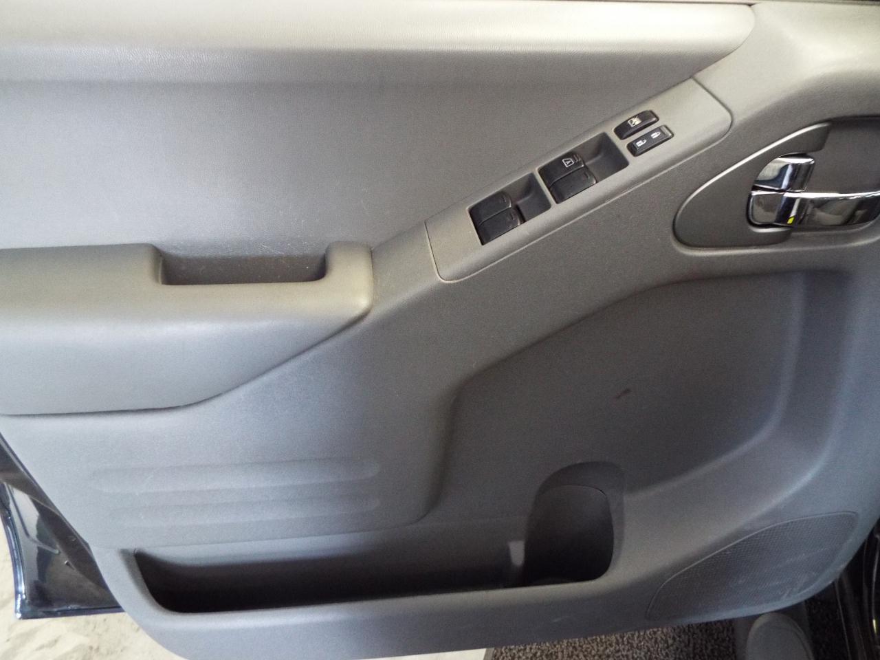 Nissan Frontier SL Crew Cab LWB 5AT 4WD 2016