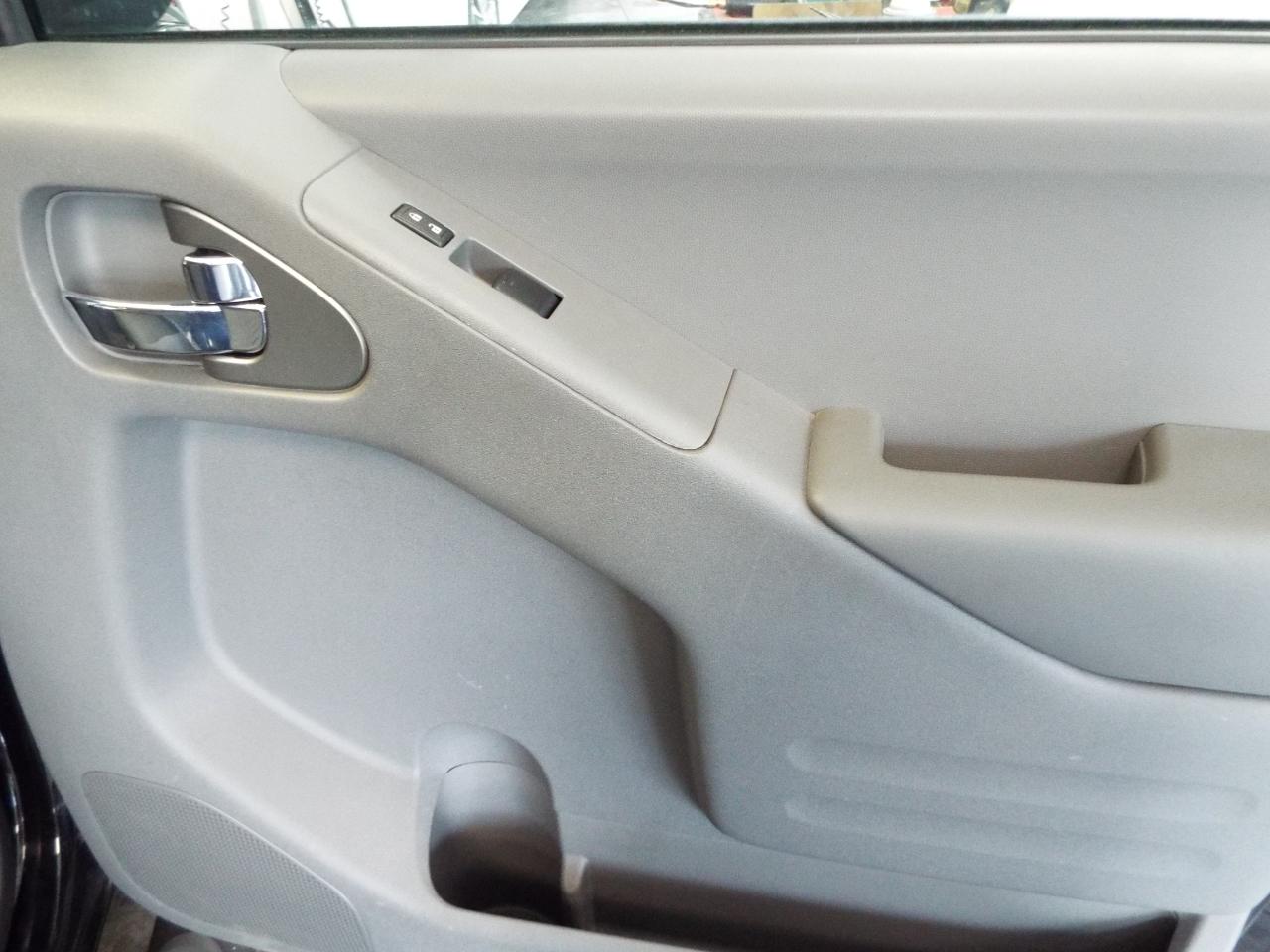 Nissan Frontier SL Crew Cab LWB 5AT 4WD 2016