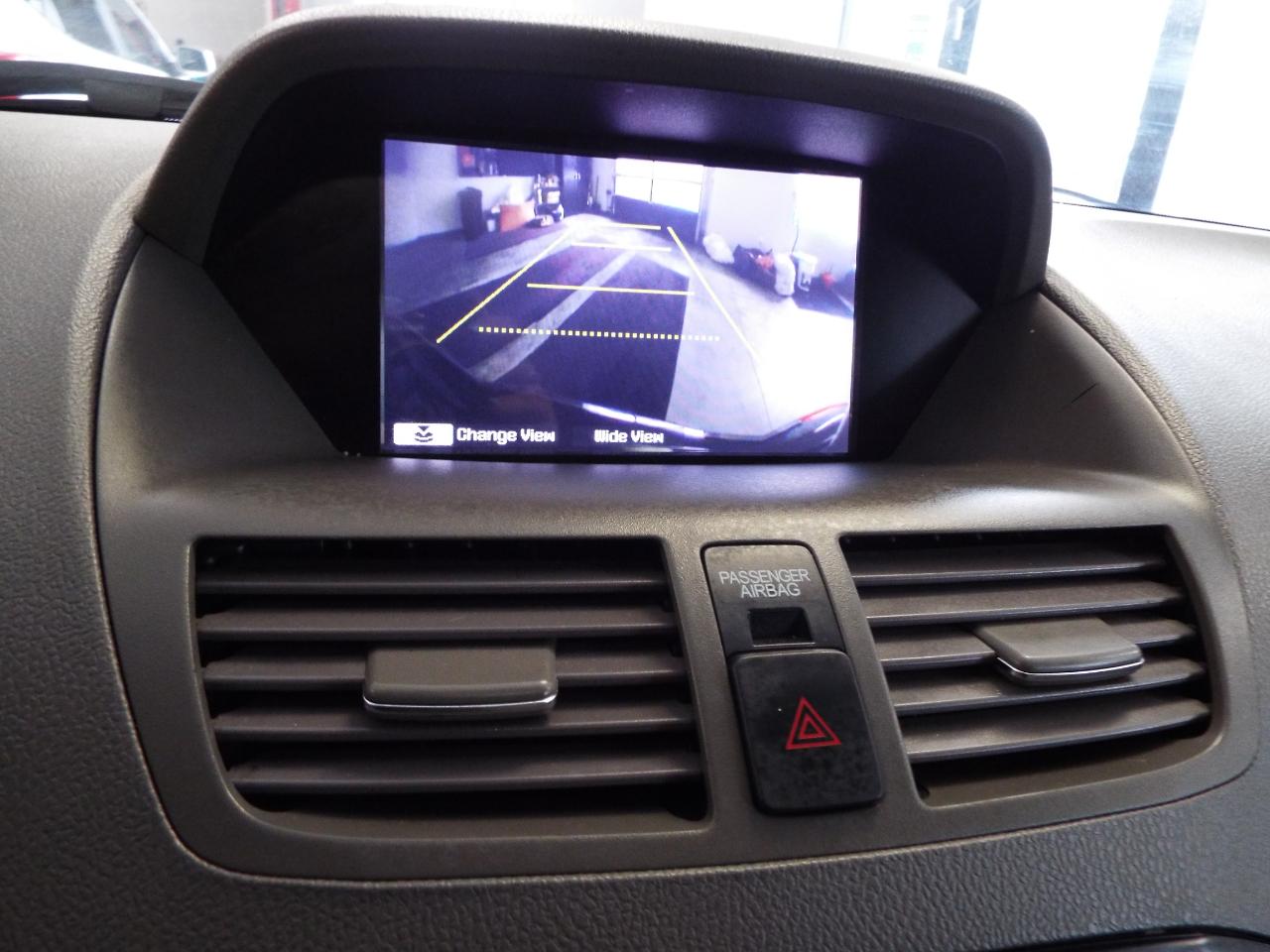 Acura MDX 6-Spd AT w/Tech Package 2011
