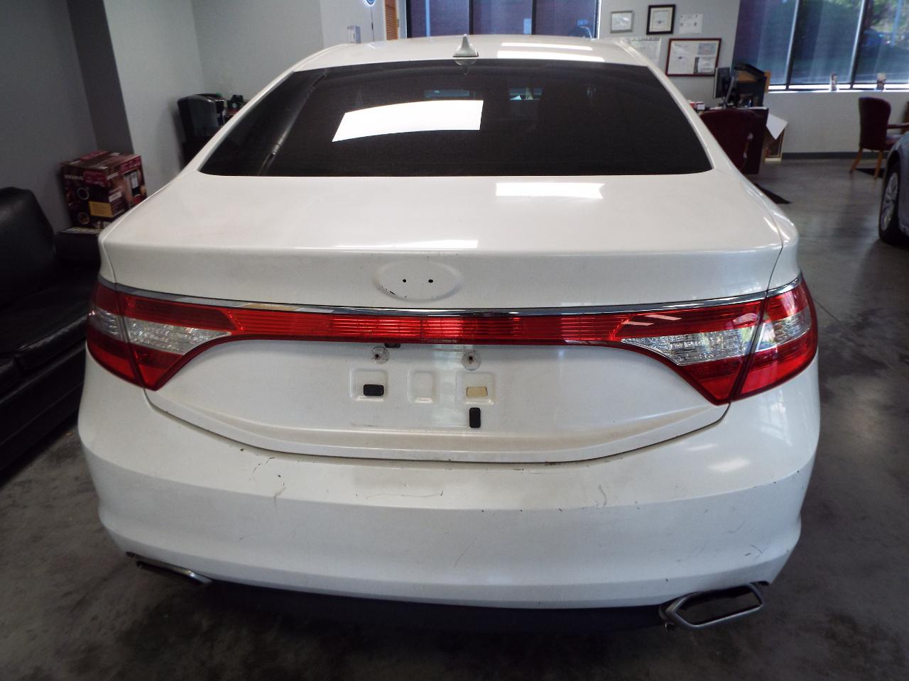 Hyundai Azera Base 2015