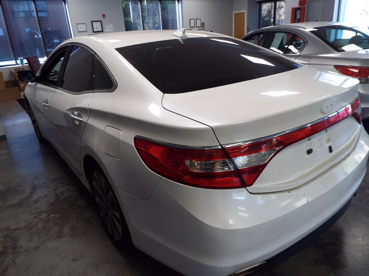 Hyundai Azera Base 2015