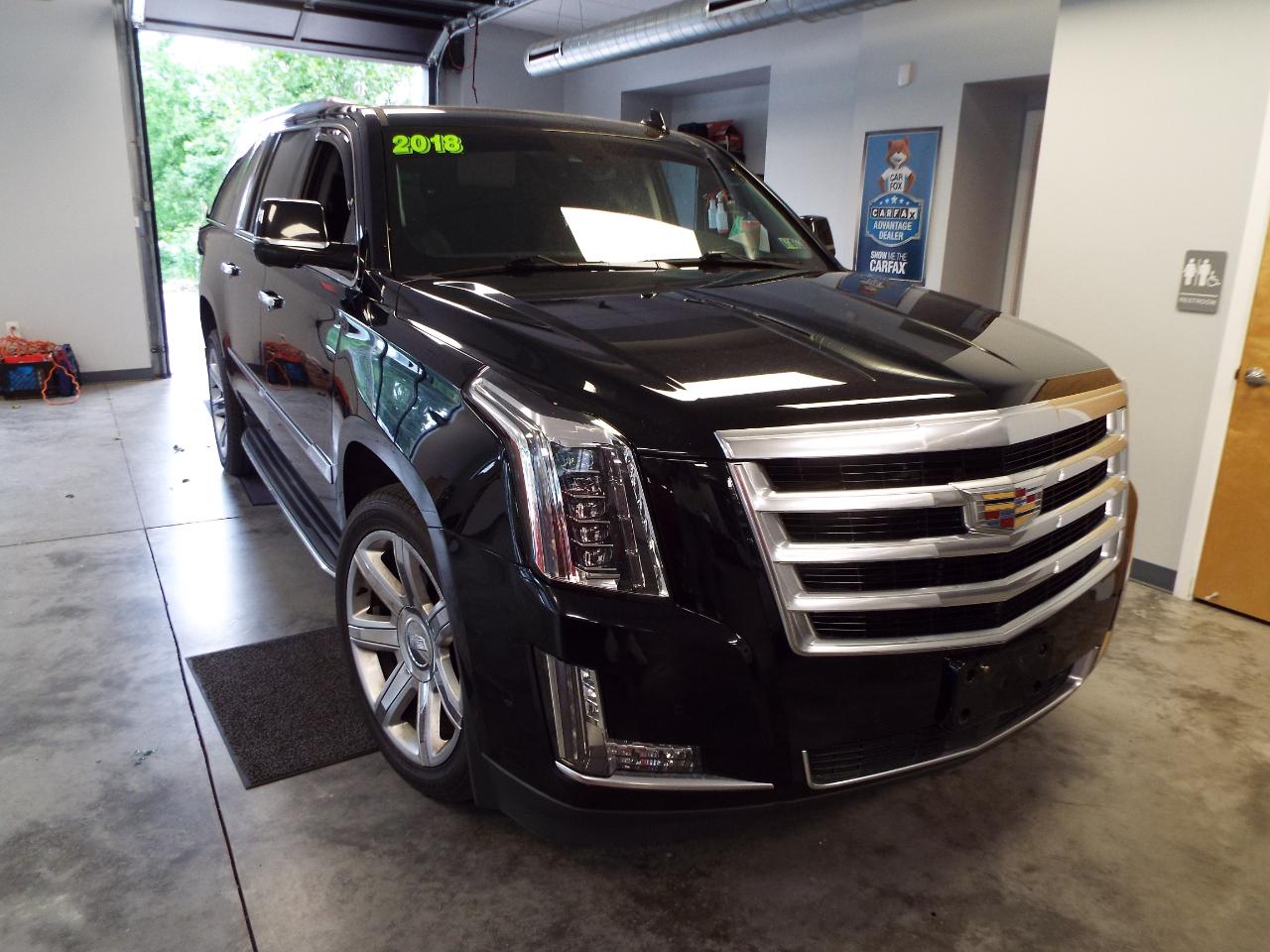Cadillac Escalade ESV Premium 4WD 2018