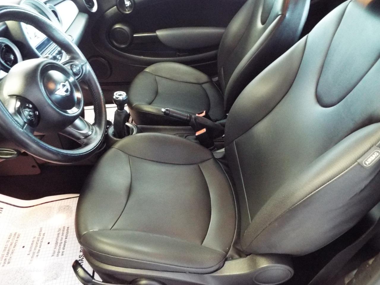 MINI Cooper Base 2012