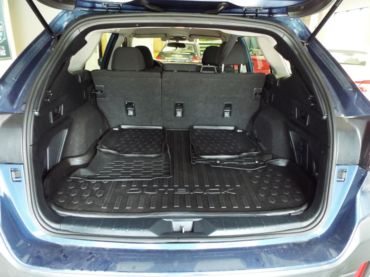 Subaru Outback Base 2021