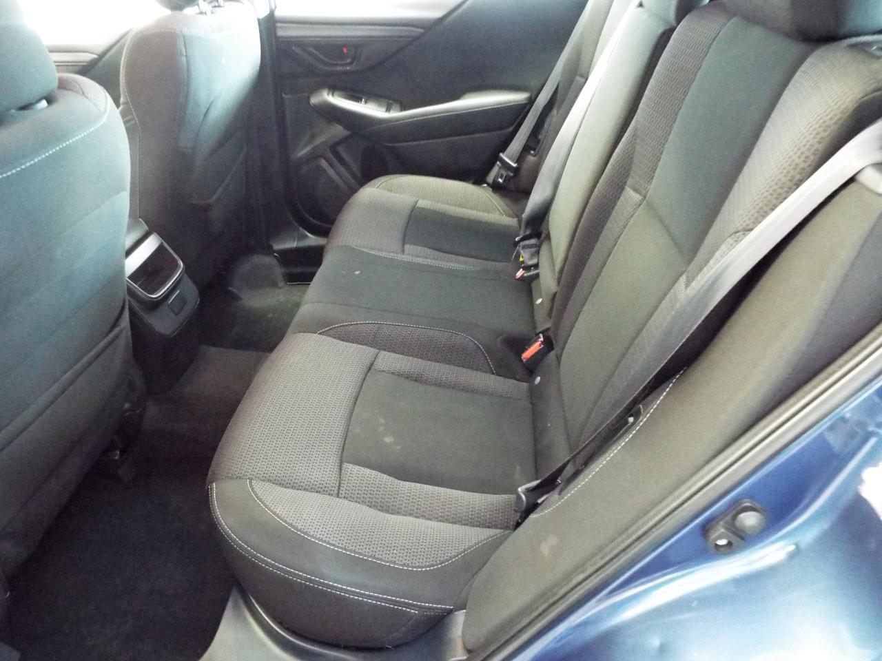Subaru Outback Base 2021