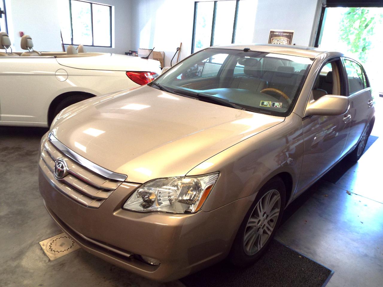 2006 Toyota Avalon's photo