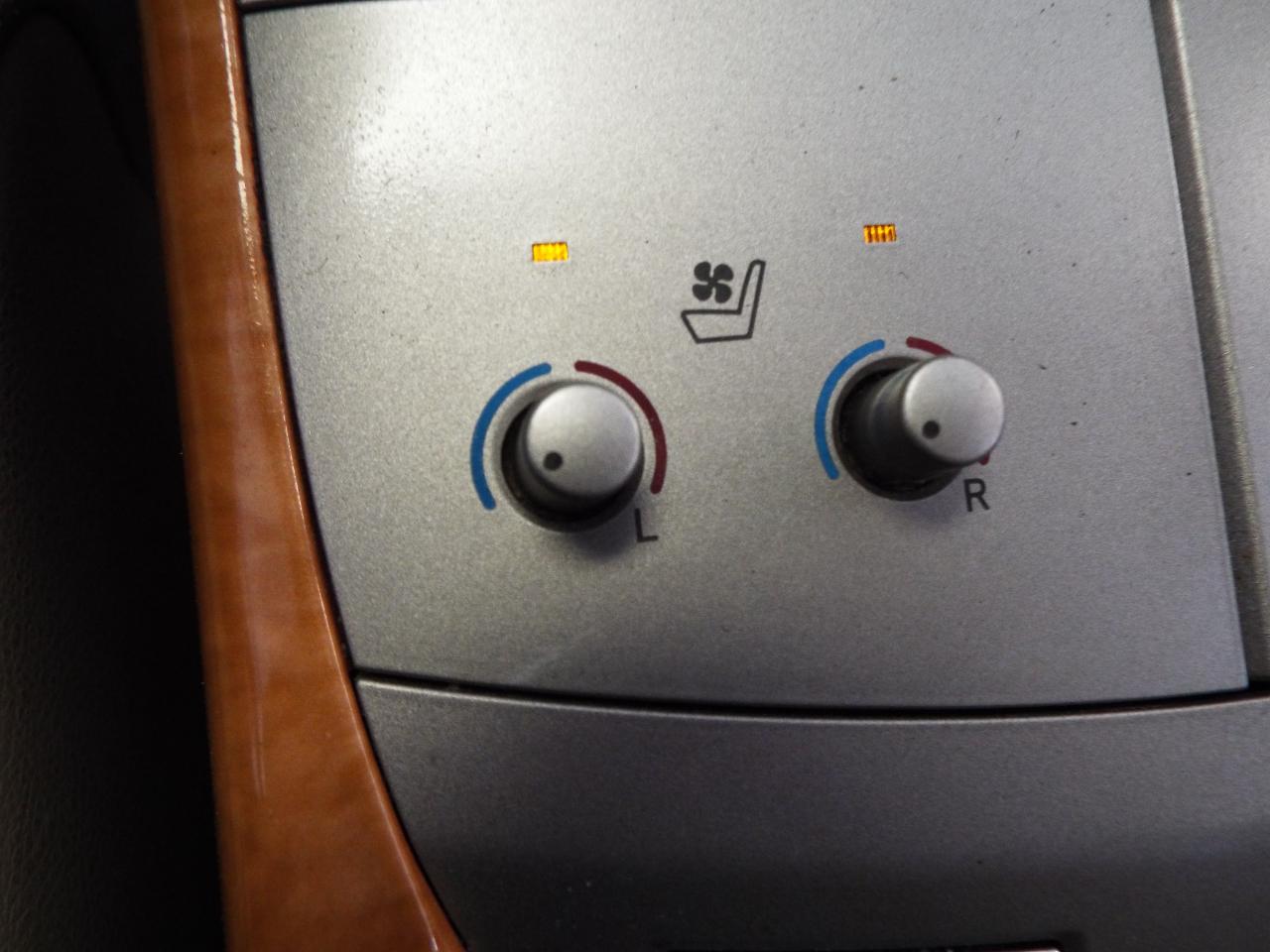 Toyota Avalon Limited 2006