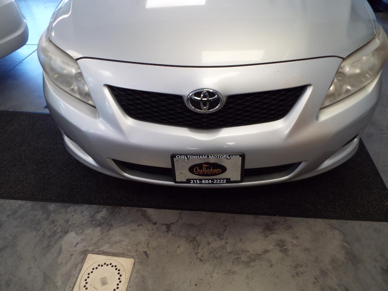 Toyota Corolla Base 4D Sedan 2009