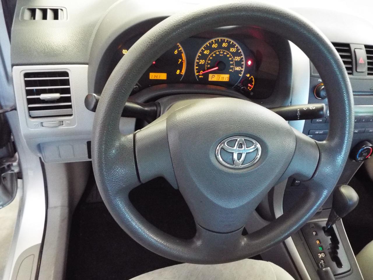 Toyota Corolla Base 4D Sedan 2009