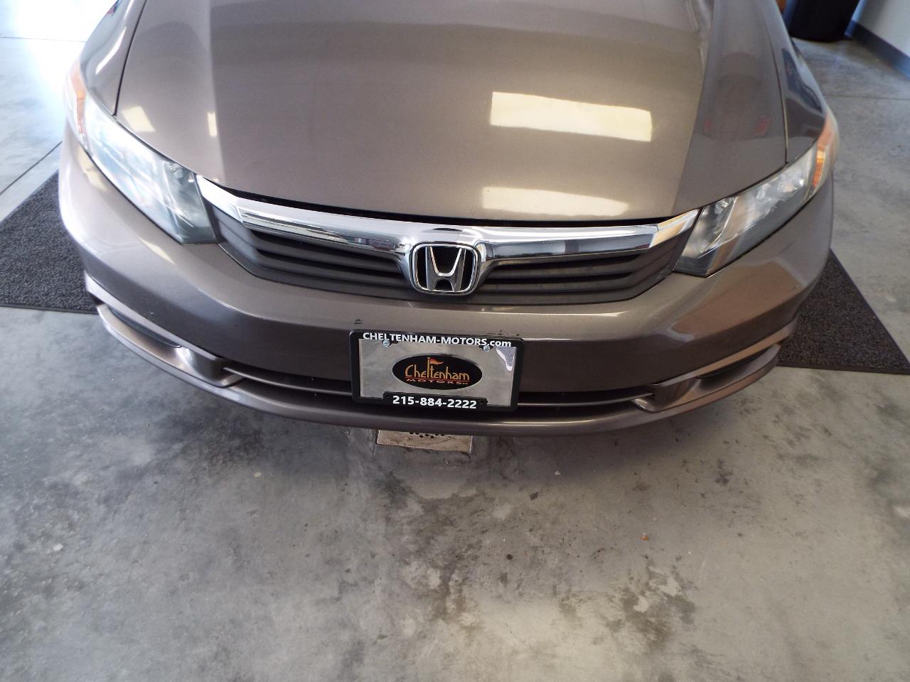 Honda Civic EX Sedan 5-Speed AT 2012