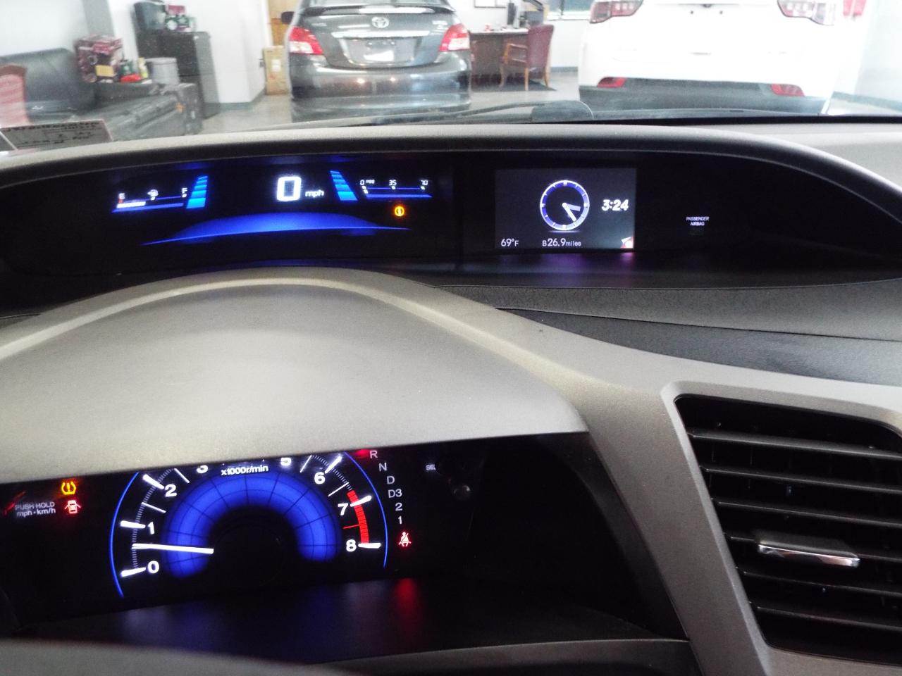 Honda Civic EX Sedan 5-Speed AT 2012