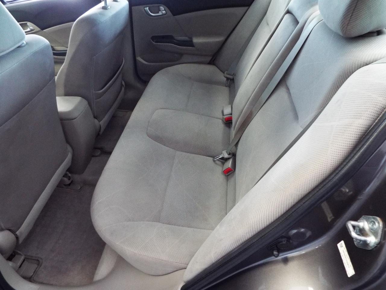 Honda Civic EX Sedan 5-Speed AT 2012