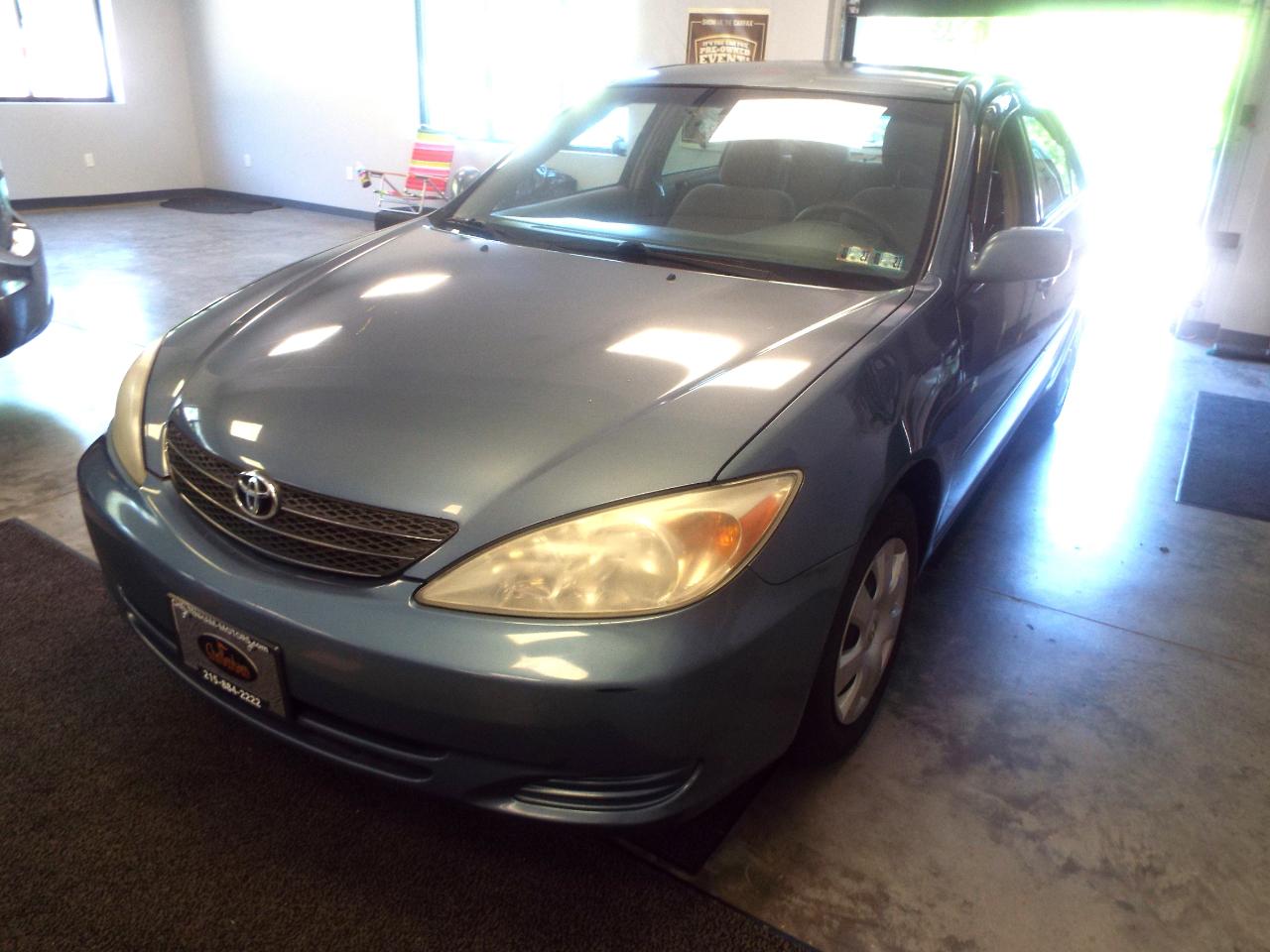 Toyota Camry LE 2003