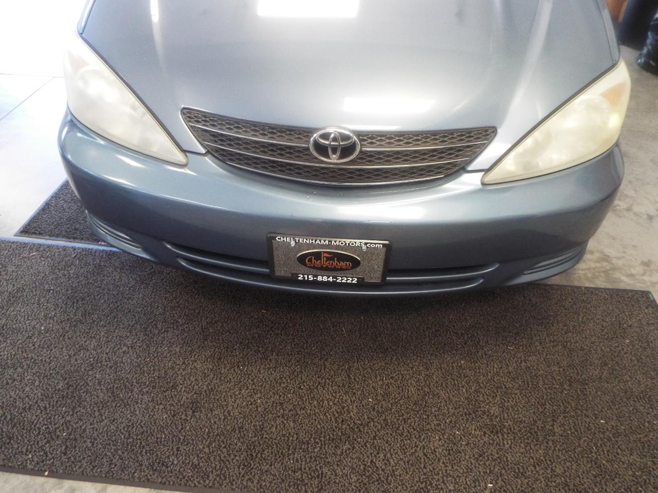 Toyota Camry LE 2003
