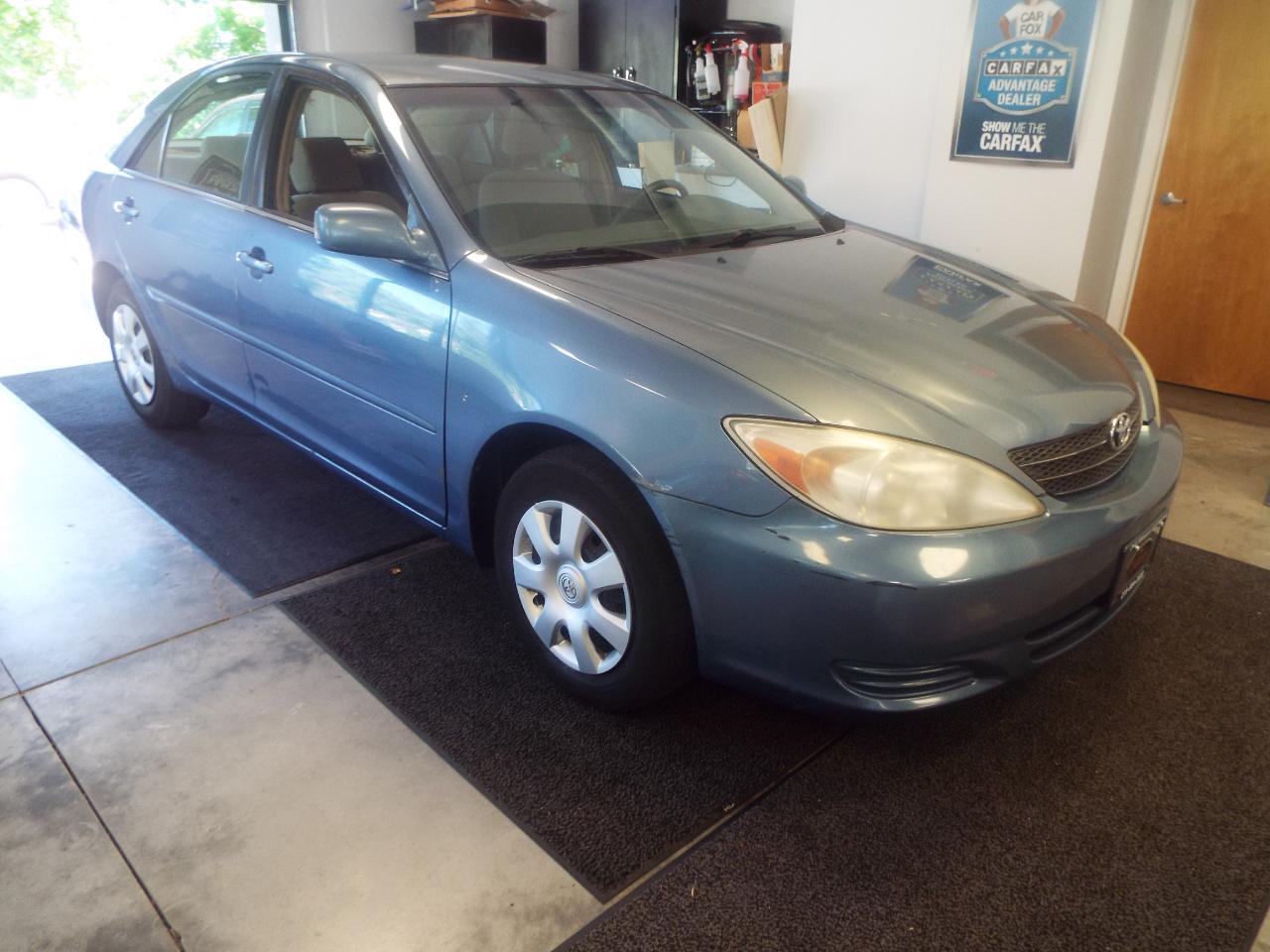 Toyota Camry LE 2003