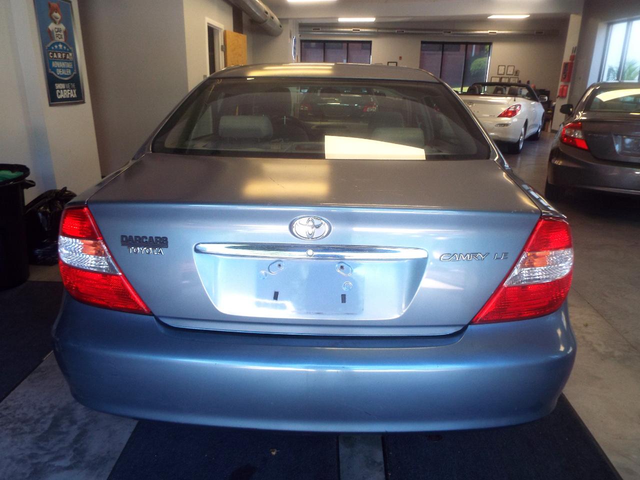 Toyota Camry LE 2003