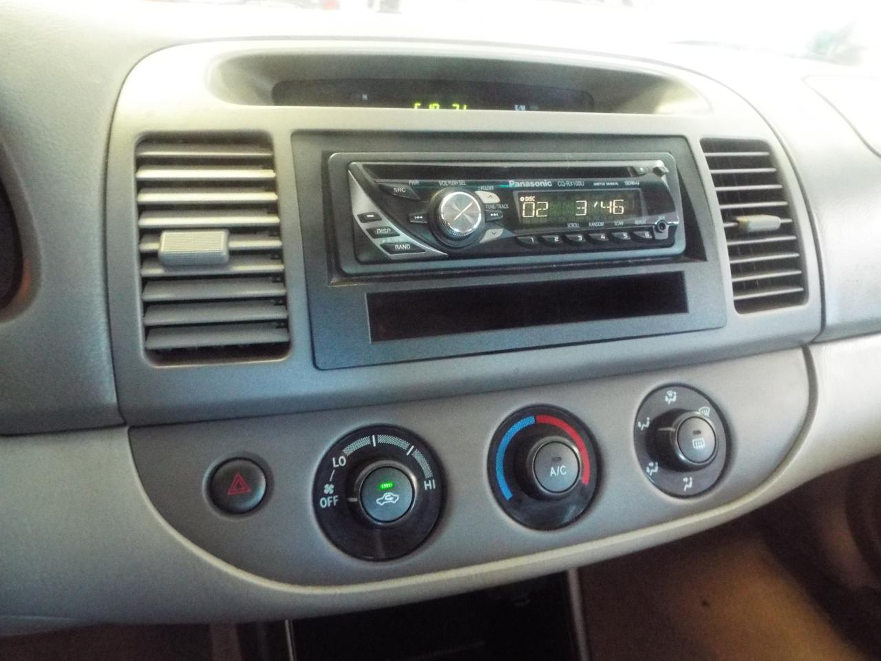 Toyota Camry LE 2003
