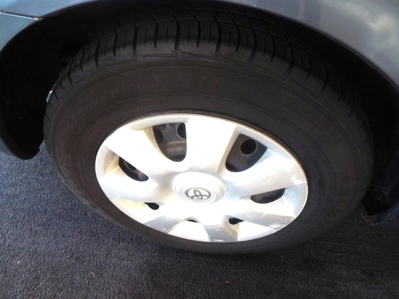 Toyota Camry LE 2003