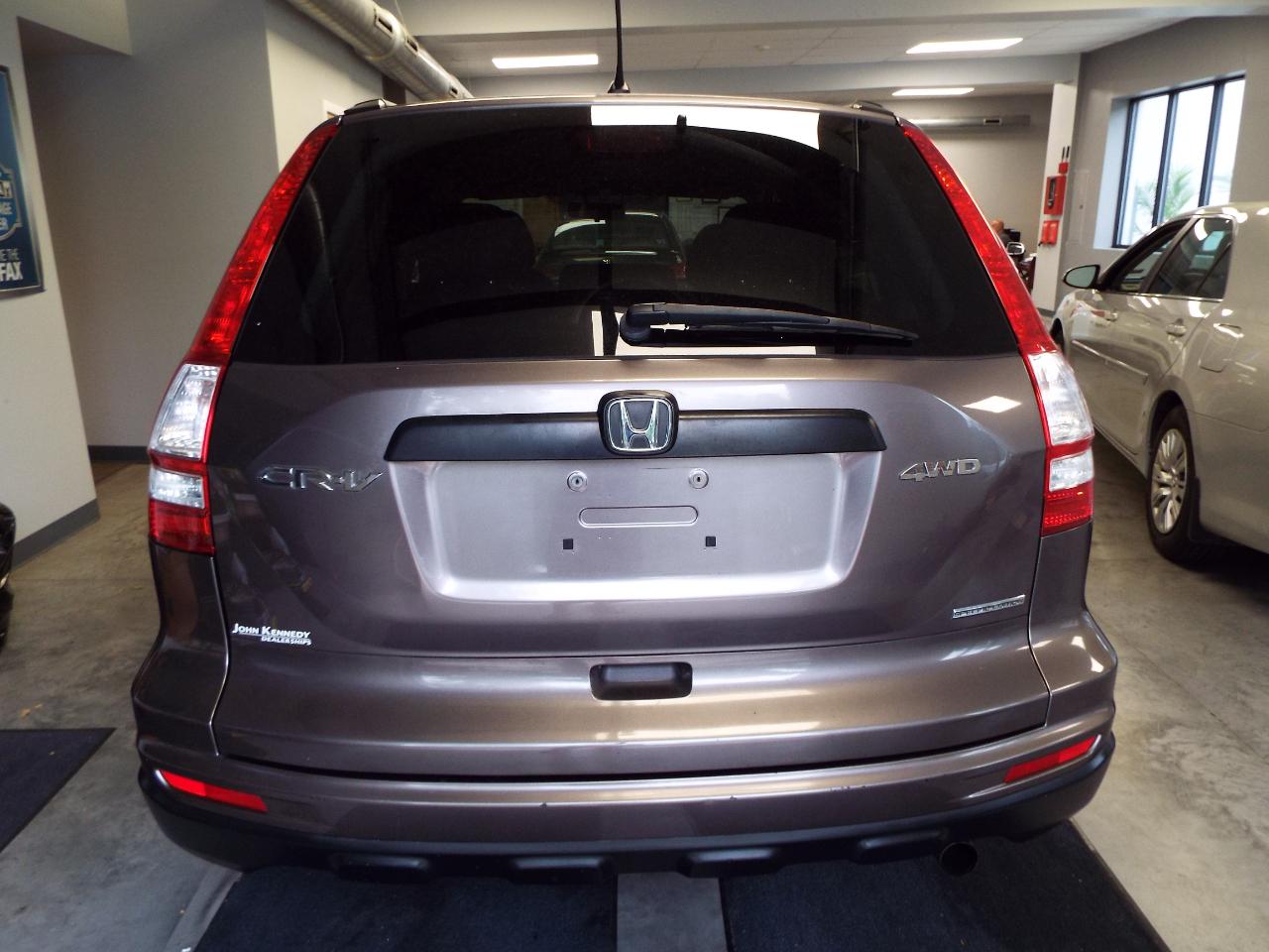 Honda CR-V SE 4WD 5-Speed AT 2011