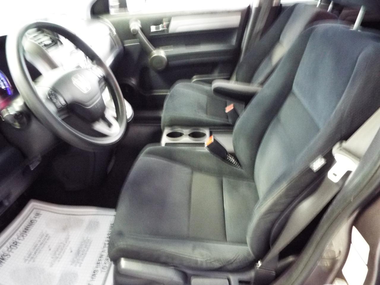 Honda CR-V SE 4WD 5-Speed AT 2011
