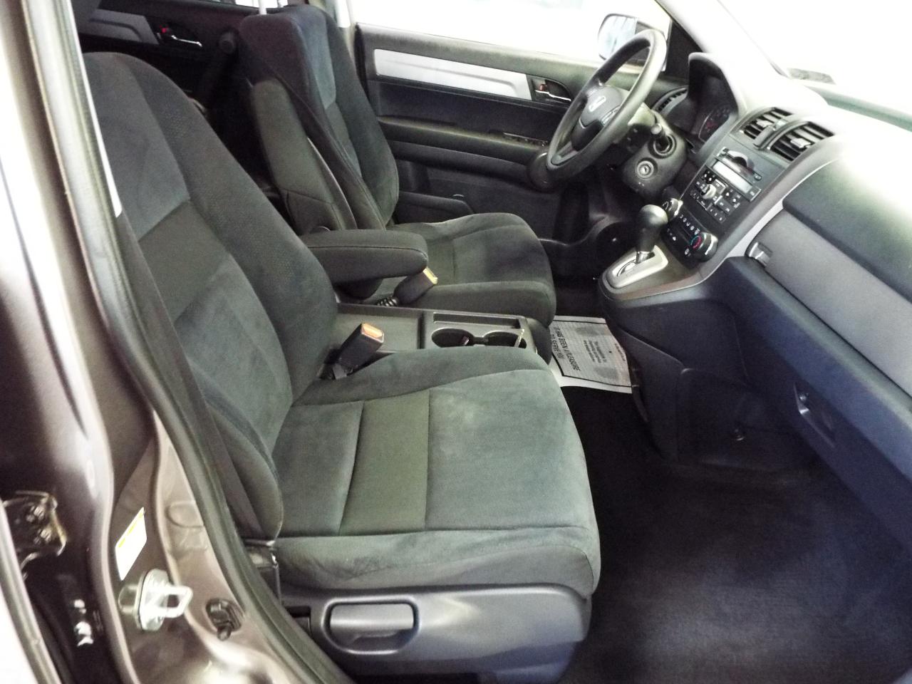 Honda CR-V SE 4WD 5-Speed AT 2011