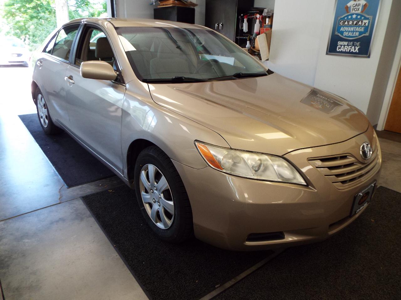 Toyota Camry LE 5-Spd AT 2008