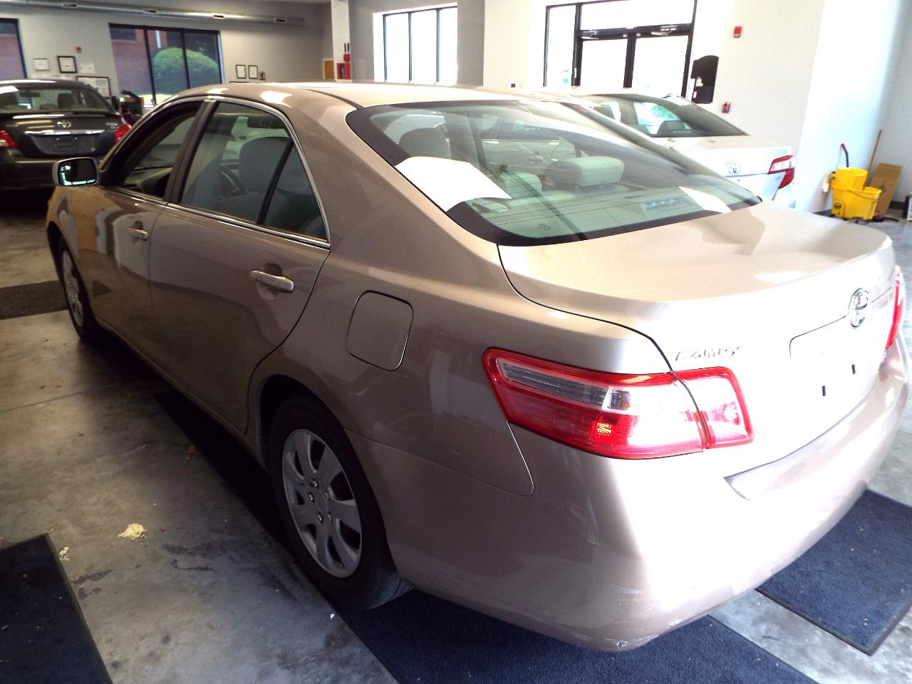 Toyota Camry LE 5-Spd AT 2008