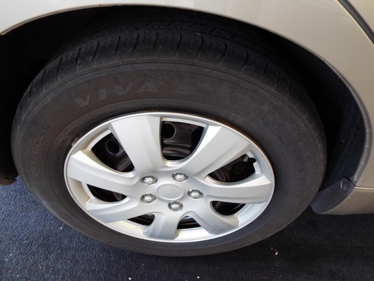 Toyota Camry LE 5-Spd AT 2008