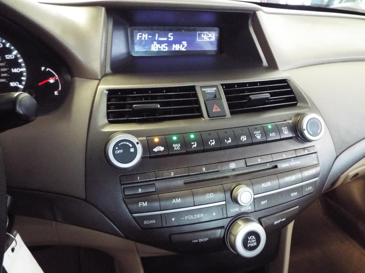 Honda Accord LX sedan AT 2010