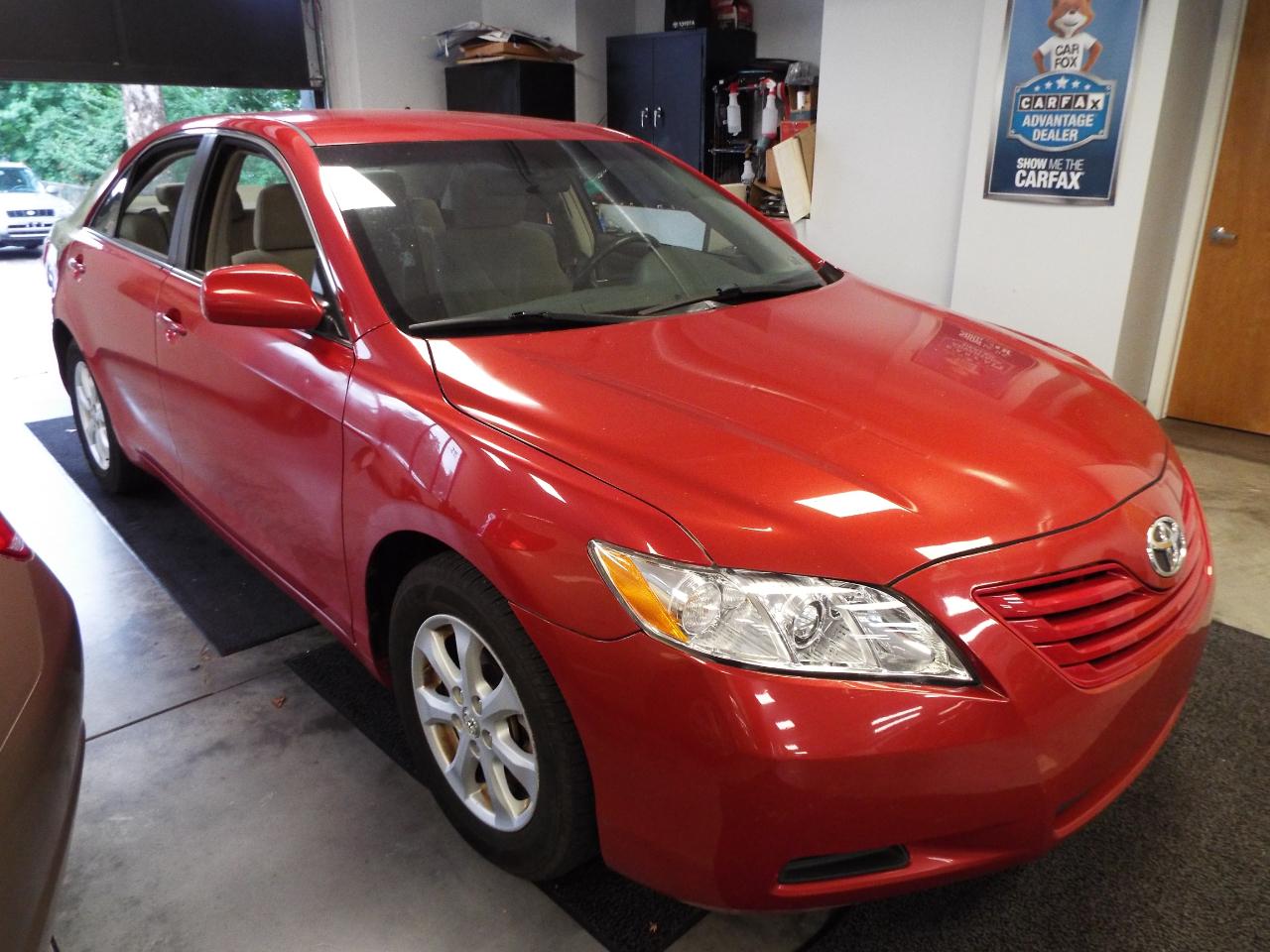 Toyota Camry LE 5-Spd AT 2009
