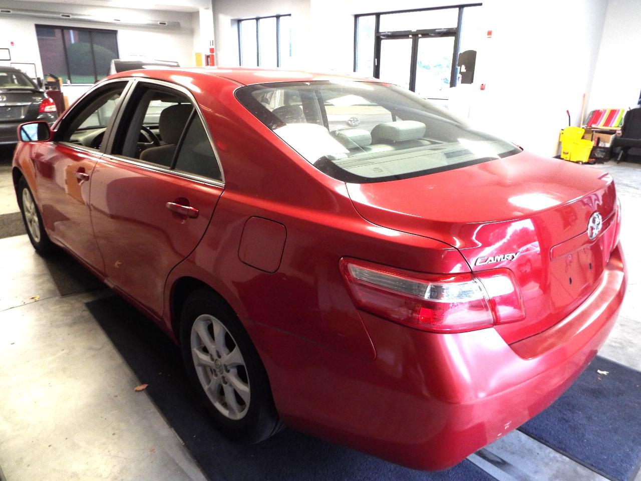 Toyota Camry LE 5-Spd AT 2009